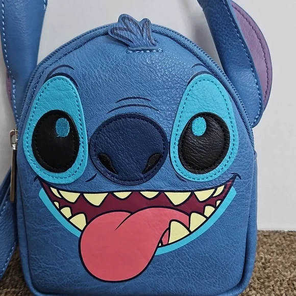 Disney Parks Loungefly Stitch Wristlet Bag Belt Loop - Picture 2 of 8